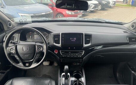Honda Pilot III рестайлинг, 2018 год, 2 849 000 рублей, 7 фотография
