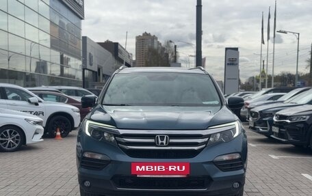 Honda Pilot III рестайлинг, 2018 год, 2 849 000 рублей, 2 фотография