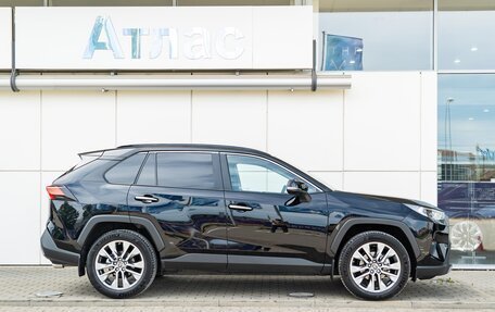 Toyota RAV4, 2022 год, 3 790 000 рублей, 6 фотография