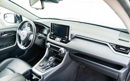 Toyota RAV4, 2022 год, 3 790 000 рублей, 11 фотография