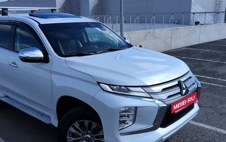 Mitsubishi Pajero Sport III рестайлинг, 2020 год, 3 629 000 рублей, 7 фотография