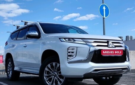 Mitsubishi Pajero Sport III рестайлинг, 2020 год, 3 629 000 рублей, 6 фотография