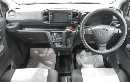 Daihatsu Mira e:S II, 2018 год, 849 000 рублей, 9 фотография