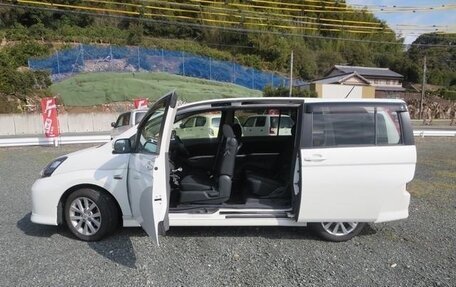 Toyota ISis I, 2012 год, 1 150 014 рублей, 2 фотография