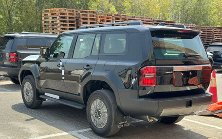 Toyota Land Cruiser Prado, 2024 год, 6 700 000 рублей, 6 фотография