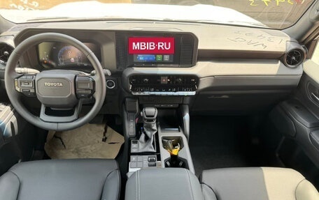 Toyota Land Cruiser Prado, 2024 год, 6 700 000 рублей, 7 фотография