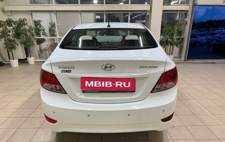Hyundai Solaris II рестайлинг, 2013 год, 940 000 рублей, 4 фотография