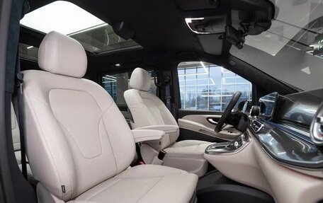 Mercedes-Benz V-Класс, 2024 год, 19 800 000 рублей, 11 фотография