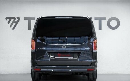Mercedes-Benz V-Класс, 2024 год, 19 800 000 рублей, 3 фотография