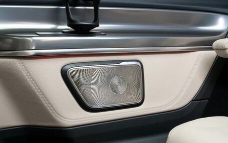 Mercedes-Benz V-Класс, 2024 год, 19 800 000 рублей, 17 фотография