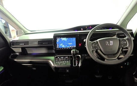 Honda Stepwgn IV, 2021 год, 1 750 888 рублей, 9 фотография