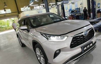 Toyota Highlander, 2022 год, 4 850 000 рублей, 1 фотография