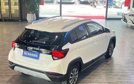 Toyota Yaris, 2020 год, 1 355 000 рублей, 5 фотография