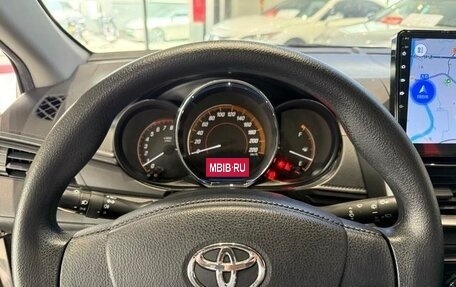 Toyota Yaris, 2020 год, 1 355 000 рублей, 8 фотография