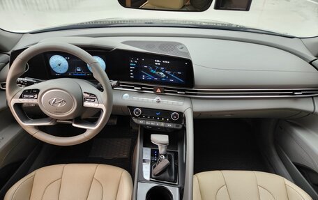 Hyundai Avante, 2022 год, 1 700 000 рублей, 7 фотография