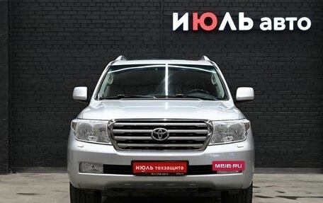 Toyota Land Cruiser 200, 2011 год, 3 240 000 рублей, 2 фотография