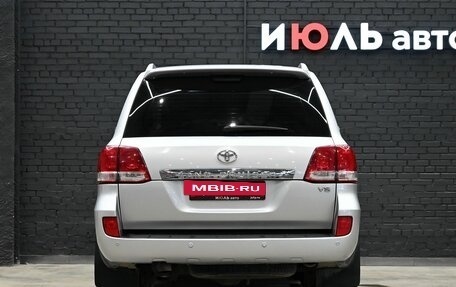 Toyota Land Cruiser 200, 2011 год, 3 240 000 рублей, 5 фотография