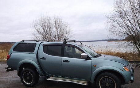 Mitsubishi L200 IV рестайлинг, 2007 год, 950 000 рублей, 3 фотография