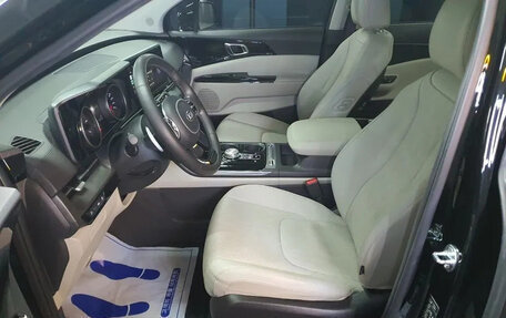 KIA Carnival, 2021 год, 2 800 000 рублей, 8 фотография