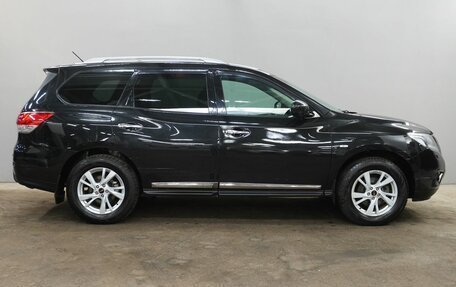 Nissan Pathfinder, 2015 год, 1 800 000 рублей, 4 фотография