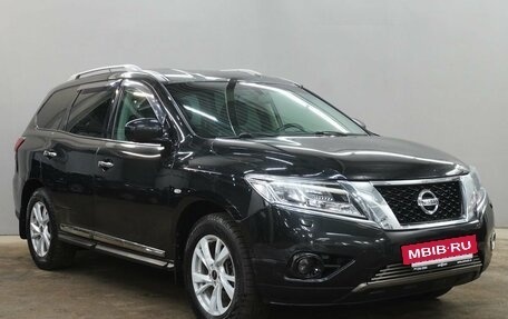 Nissan Pathfinder, 2015 год, 1 800 000 рублей, 3 фотография