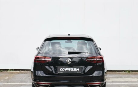 Volkswagen Passat B8 рестайлинг, 2018 год, 2 399 000 рублей, 4 фотография