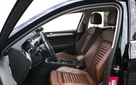 Volkswagen Passat B8 рестайлинг, 2018 год, 2 399 000 рублей, 12 фотография
