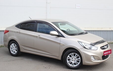 Hyundai Solaris II рестайлинг, 2012 год, 725 000 рублей, 3 фотография