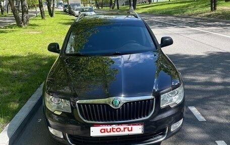 Skoda Superb III рестайлинг, 2011 год, 1 фотография