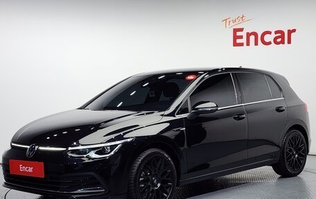 Volkswagen Golf VIII, 2022 год, 2 550 012 рублей, 1 фотография