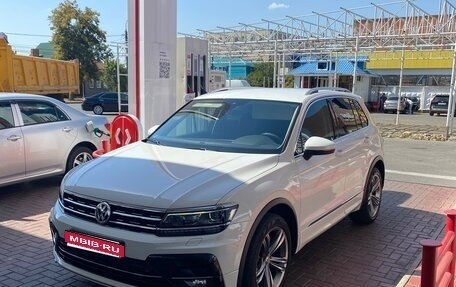 Volkswagen Tiguan II, 2019 год, 3 500 000 рублей, 1 фотография