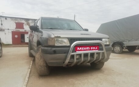 Opel Frontera A, 1996 год, 325 000 рублей, 1 фотография