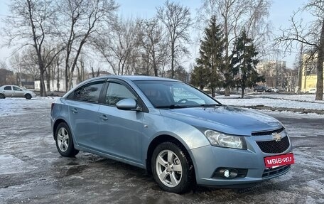 Chevrolet Cruze II, 2011 год, 585 000 рублей, 3 фотография