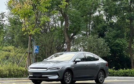 BYD Qin, 2022 год, 1 570 000 рублей, 1 фотография