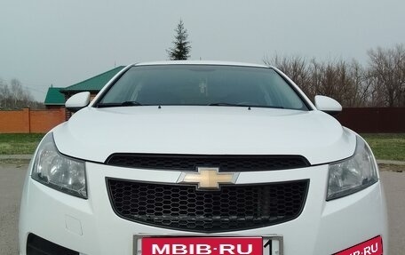 Chevrolet Cruze II, 2010 год, 600 000 рублей, 5 фотография