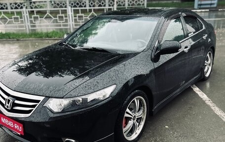 Honda Accord VIII рестайлинг, 2011 год, 2 фотография