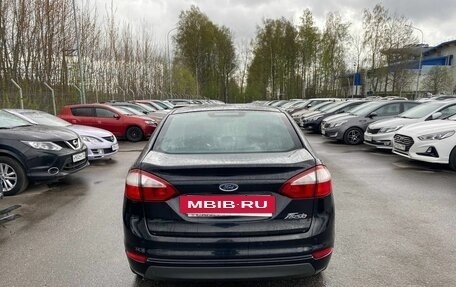 Ford Fiesta, 2015 год, 705 000 рублей, 5 фотография