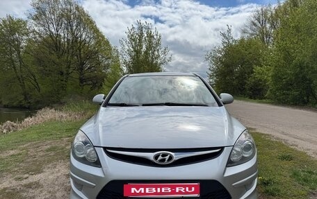 Hyundai i30 I, 2011 год, 800 000 рублей, 2 фотография