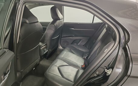 Toyota Camry, 2019 год, 2 375 000 рублей, 12 фотография