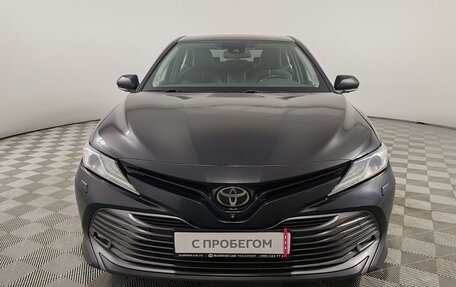 Toyota Camry, 2019 год, 2 375 000 рублей, 2 фотография