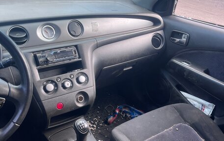 Mitsubishi Outlander III рестайлинг 3, 2006 год, 330 000 рублей, 7 фотография