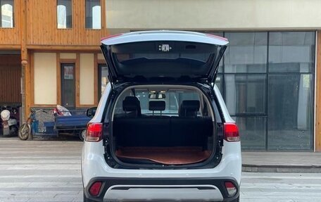 Mitsubishi Outlander III рестайлинг 3, 2021 год, 1 890 000 рублей, 7 фотография
