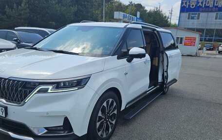 KIA Carnival, 2022 год, 3 700 228 рублей, 2 фотография