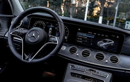 Mercedes-Benz E-Класс, 2021 год, 4 659 500 рублей, 5 фотография
