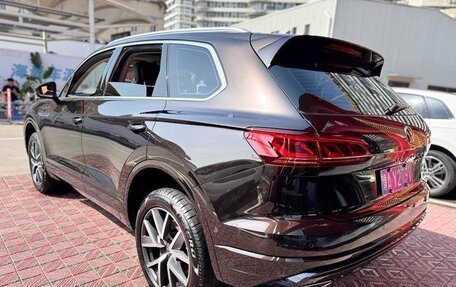 Volkswagen Touareg III, 2021 год, 5 834 405 рублей, 4 фотография
