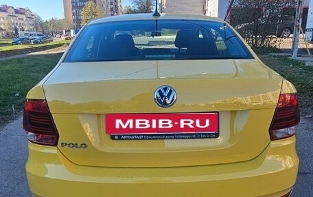 Volkswagen Polo VI (EU Market), 2019 год, 900 000 рублей, 10 фотография