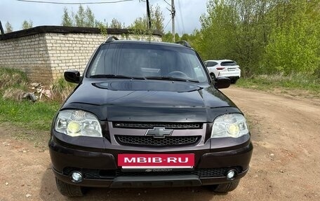 Chevrolet Niva I рестайлинг, 2010 год, 620 000 рублей, 2 фотография