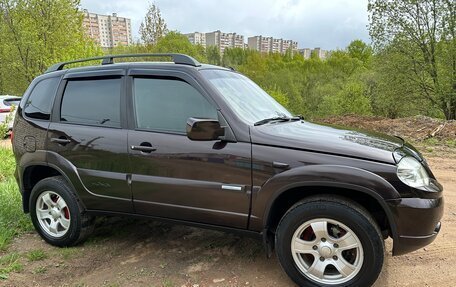 Chevrolet Niva I рестайлинг, 2010 год, 620 000 рублей, 6 фотография