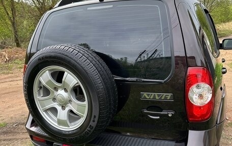 Chevrolet Niva I рестайлинг, 2010 год, 620 000 рублей, 10 фотография