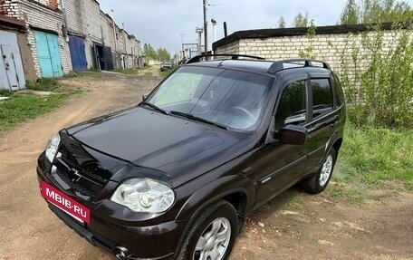 Chevrolet Niva I рестайлинг, 2010 год, 620 000 рублей, 5 фотография